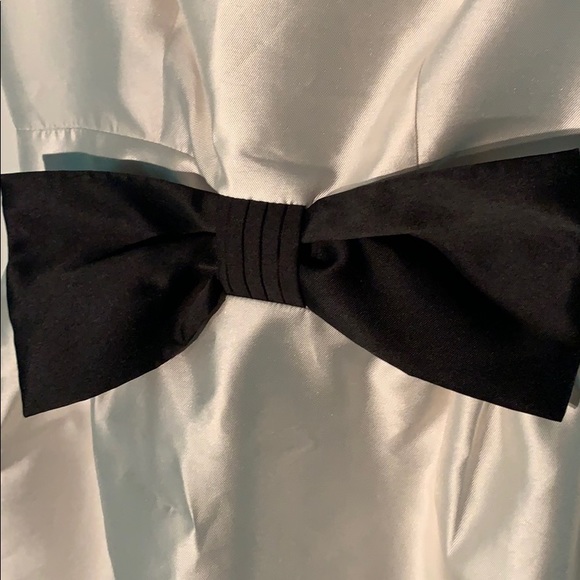 JUST TAYLOR balloon/black tie shirt party dress - Picture 4 of 5